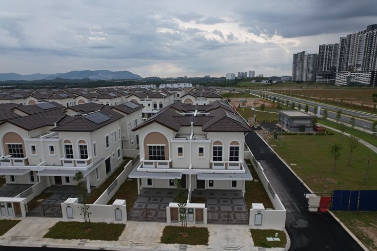 The roads serving the said building in progress as at 01.05.2025