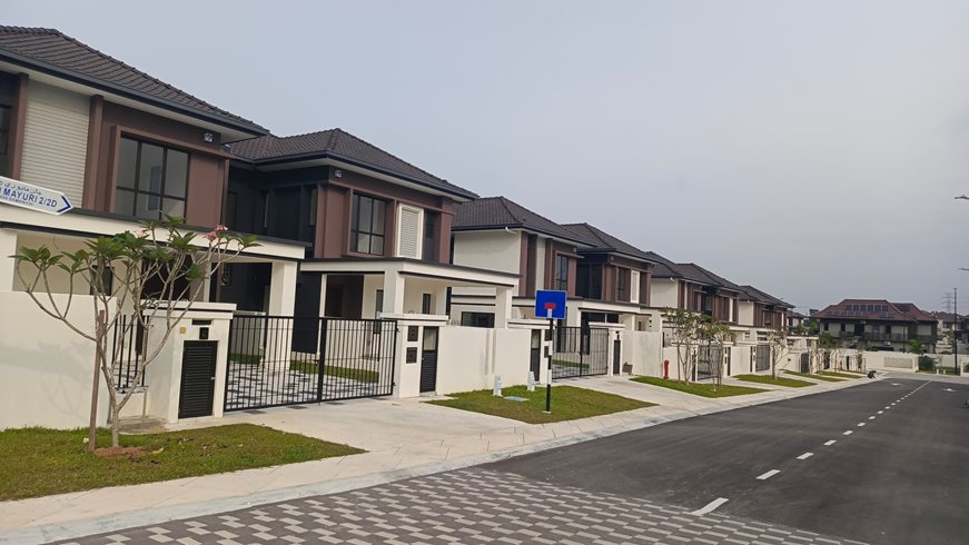 Certificate Of Completion And Compliance obtained Vacant Possession on 26.02.2025.