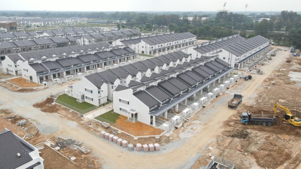 Laelia I as at 7/3/2025 - The sewerage works serving the said Building are in progress.
