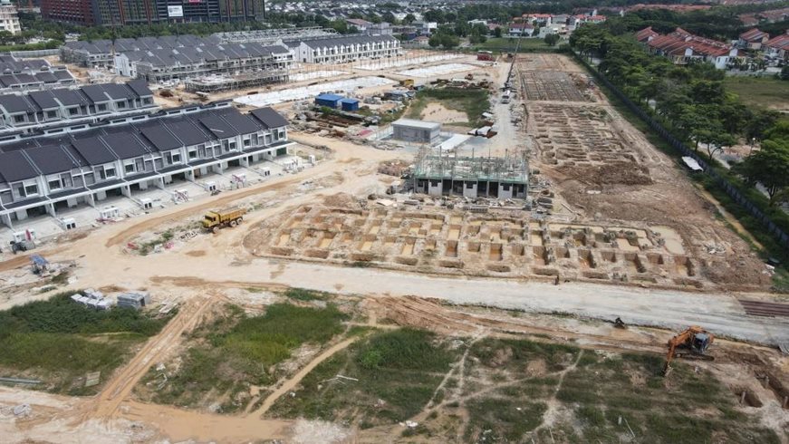     Laelia IV as at 8/1/2025 - The foundation work of the said building are in progress.