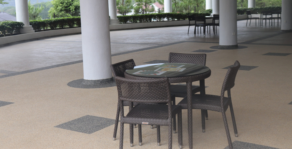 CLUB TERRACE